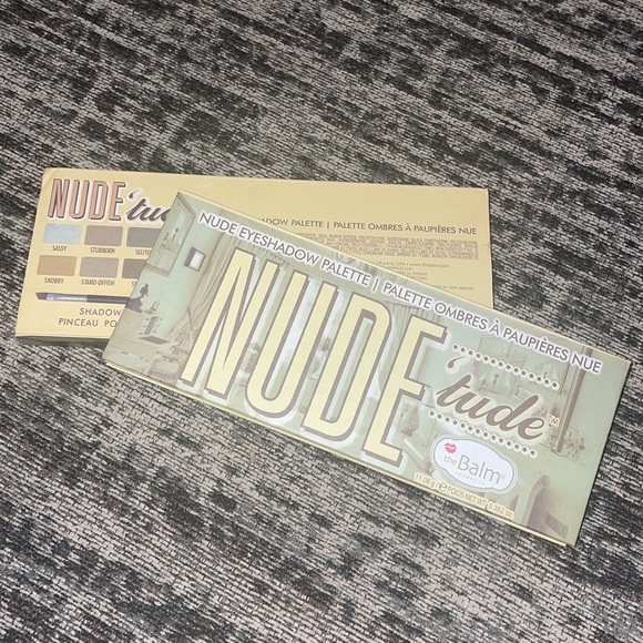 •BALM•NIB "NUDE'TUDE" EYESHADOW PALETTE - Picture 3 of 5